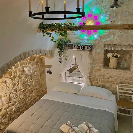 Domus Klara Bed & Breakfast Тури Екстериор снимка