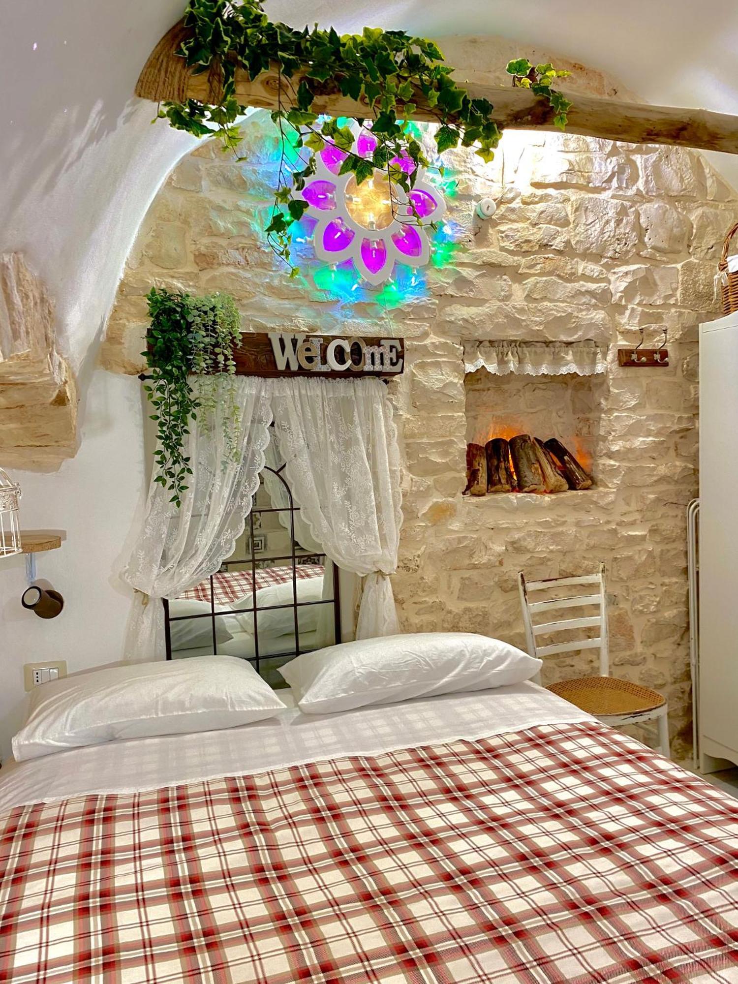 Domus Klara Bed & Breakfast Тури Екстериор снимка